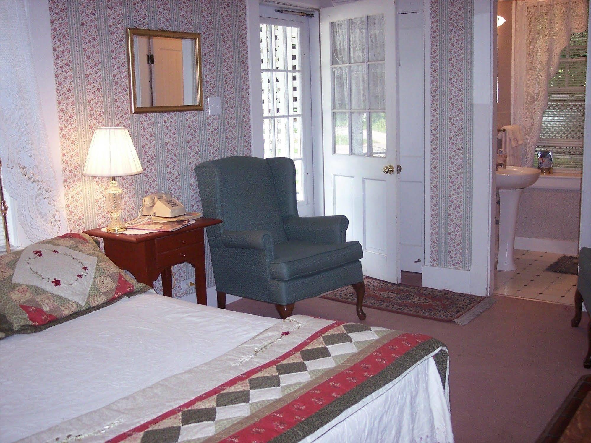 Glen Oaks Inn Intervale Buitenkant foto